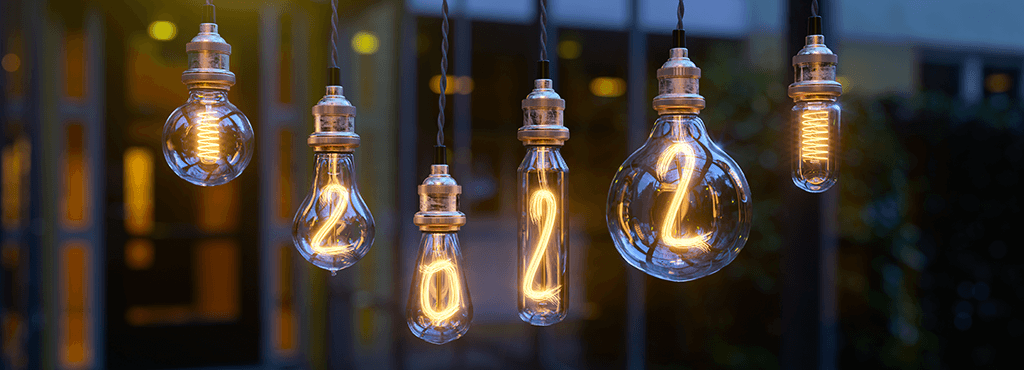 light bulbs displaying the numbers 2022